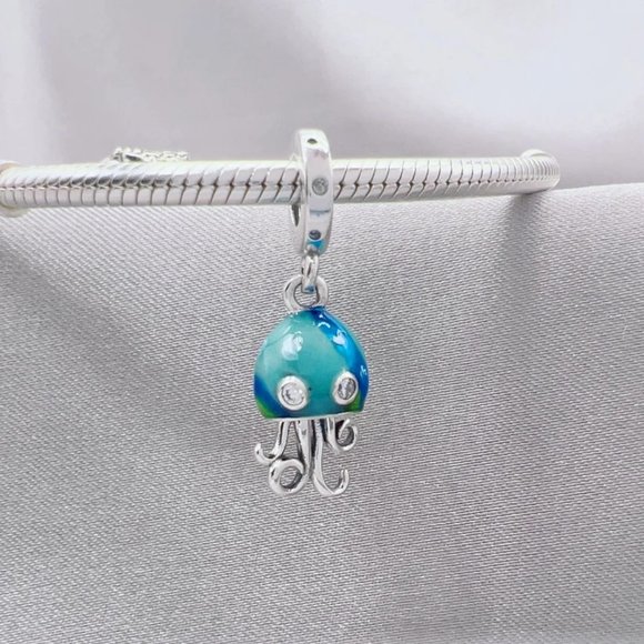 Pandora Color-changing Jellyfish Dangle Charm - Picture 1 of 5